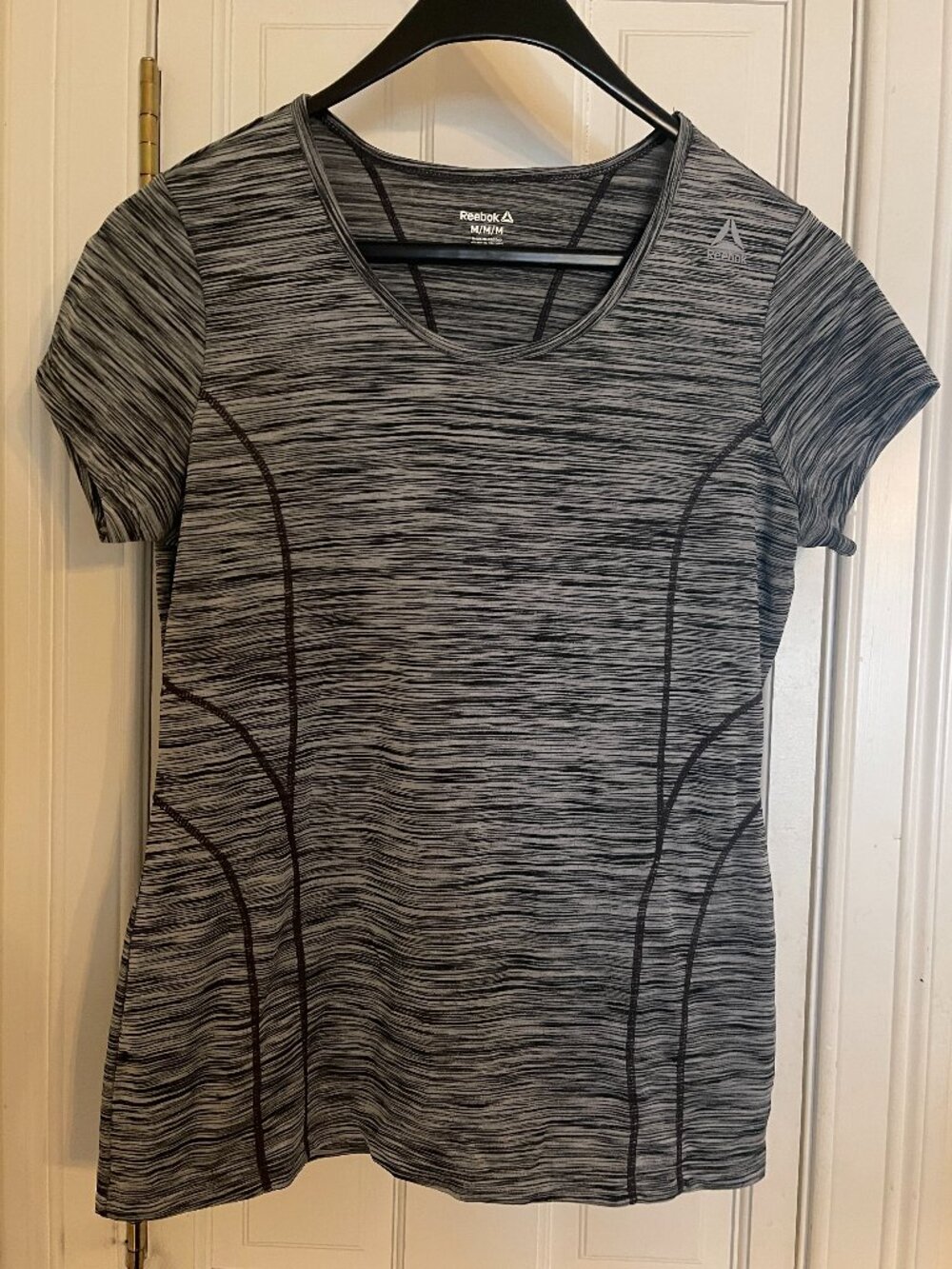 Reebok Womens Gray Black Space Dye Marled Short Sleeve Workout‎ Top Medium